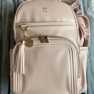 Itzy ritzy Rachel parcel limited edition boss plus